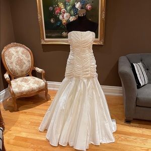 Wedding gown sz 14